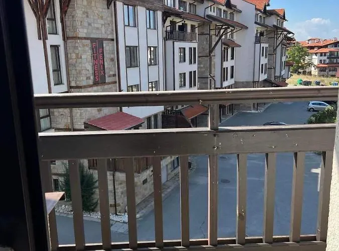 Jordan Apartment's 班斯科